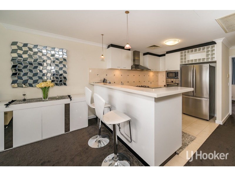58/17 Rockingham Beach Road, Rockingham WA 6168