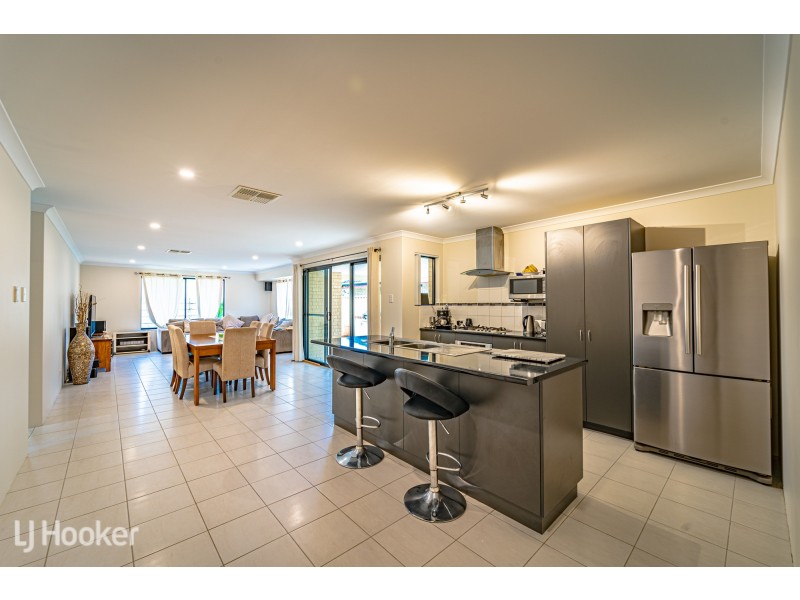 6 Kirra Road, Secret Harbour WA 6173