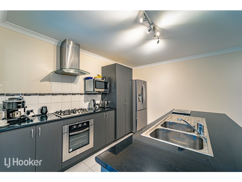 6 Kirra Road, Secret Harbour WA 6173