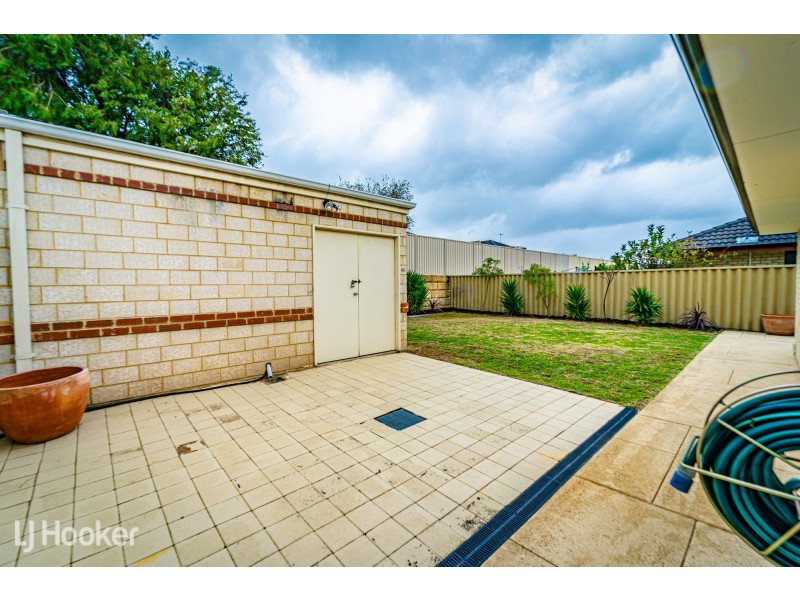6 Kirra Road, Secret Harbour WA 6173