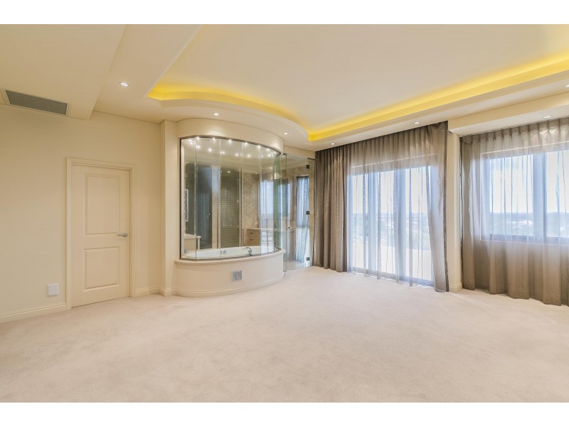 10/3 Rockingham Beach Road, Rockingham WA 6168