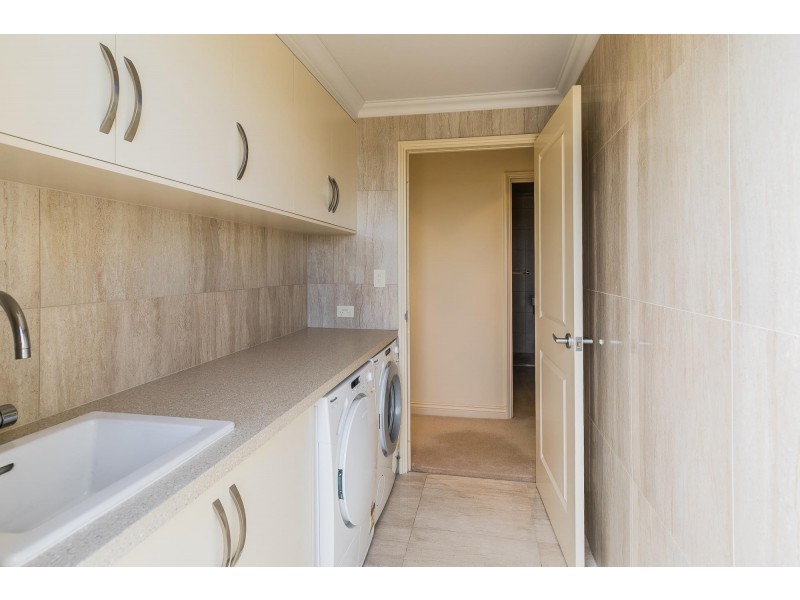 10/3 Rockingham Beach Road, Rockingham WA 6168