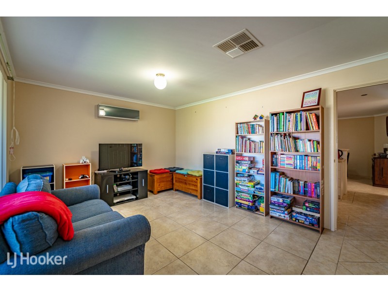 30 Pimento Circle, Port Kennedy WA 6172