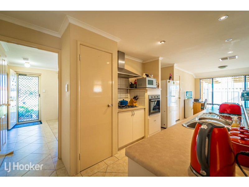 30 Pimento Circle, Port Kennedy WA 6172