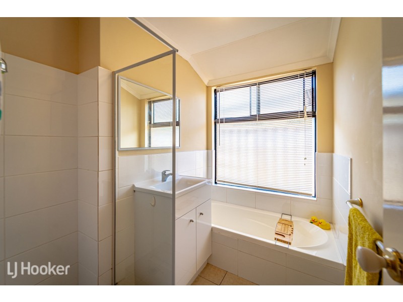 30 Pimento Circle, Port Kennedy WA 6172