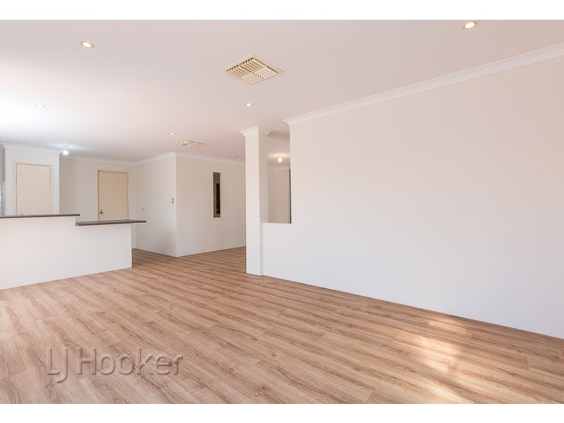 1/25 Discovery Crescent, Port Kennedy WA 6172