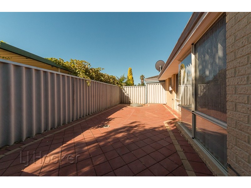1/25 Discovery Crescent, Port Kennedy WA 6172