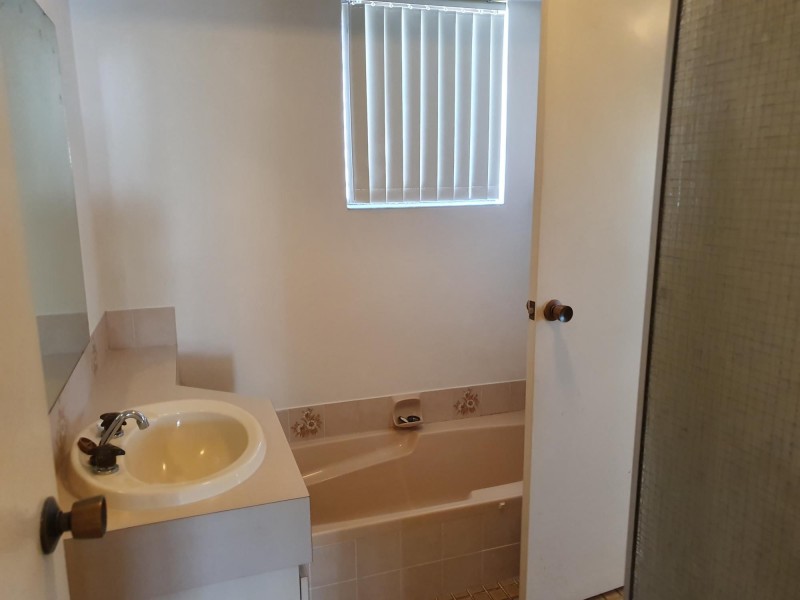 51 Hennessy Way, Rockingham WA 6168