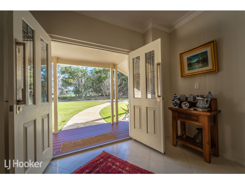 60 Watson Drive, Barragup WA 6209