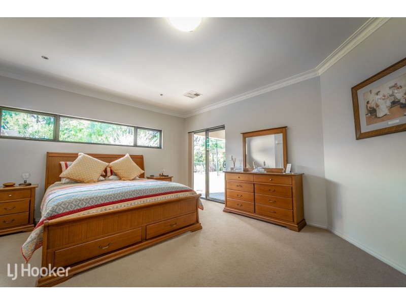 60 Watson Drive, Barragup WA 6209