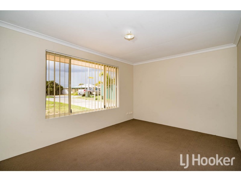 35 Mayflower Close, Port Kennedy WA 6172