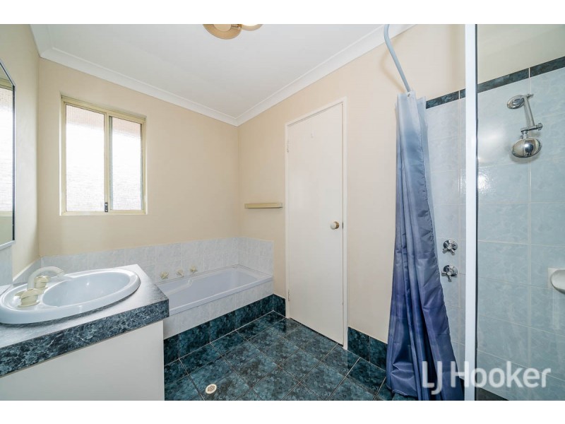 35 Mayflower Close, Port Kennedy WA 6172