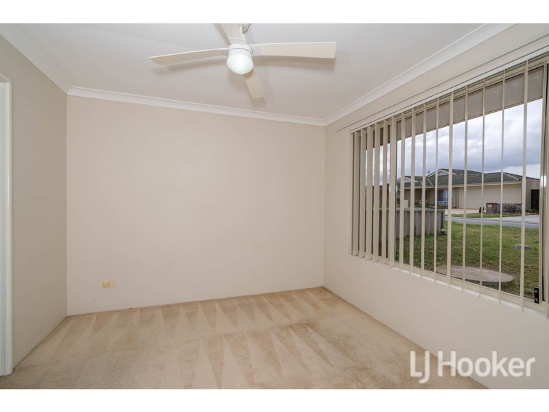 35 Mayflower Close, Port Kennedy WA 6172