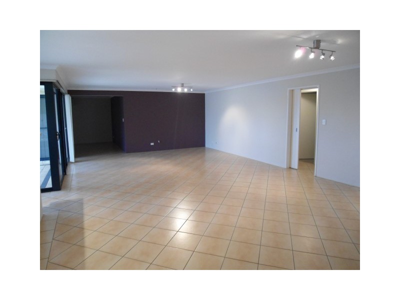 6 Renmark Court, Baldivis WA 6171