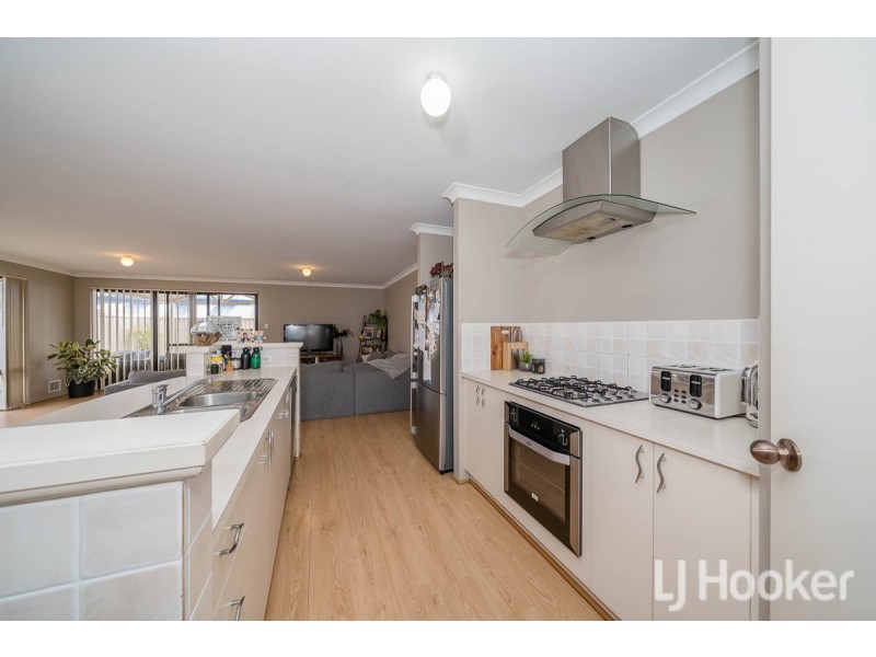 10 Torquay Way, Secret Harbour WA 6173