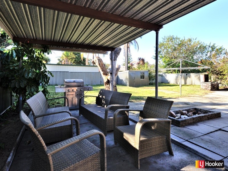 12 Columbia Close, Rockingham WA 6168