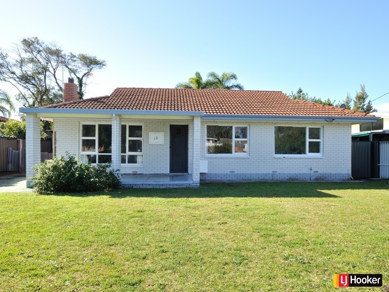 12 Columbia Close, Rockingham WA 6168