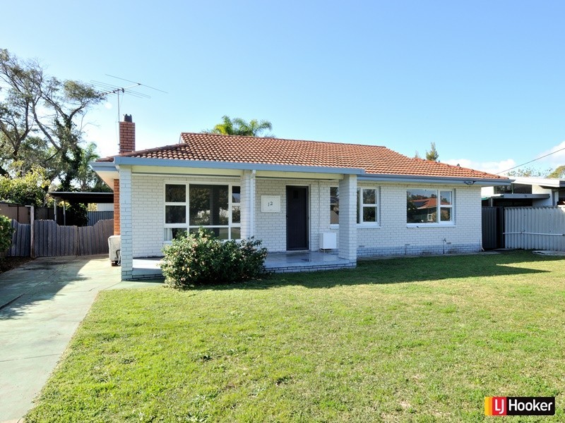 12 Columbia Close, Rockingham WA 6168