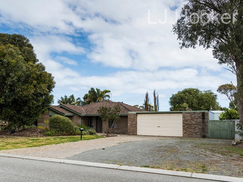 45 St Andrews Loop, Cooloongup WA 6168
