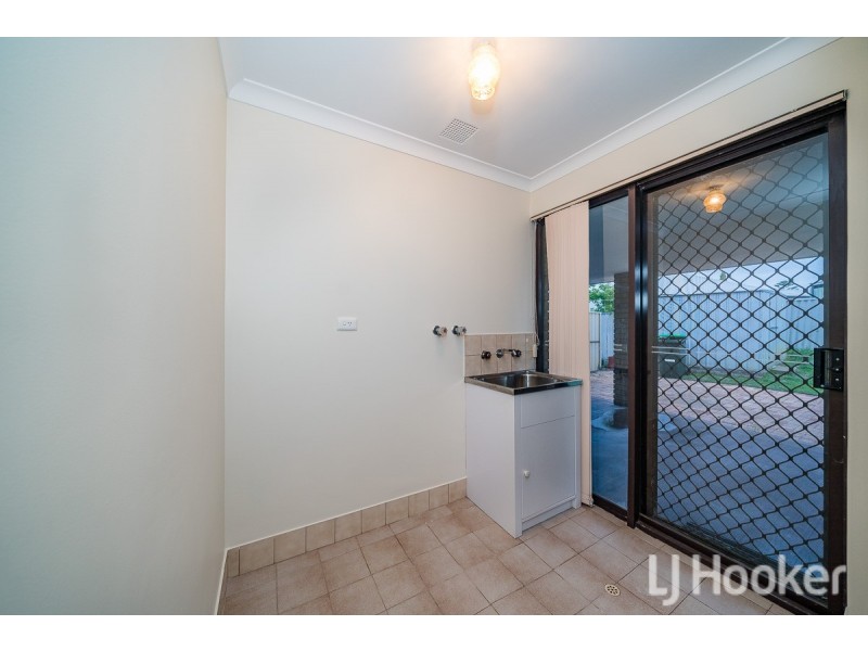 4 Hutton Court, Rockingham WA 6168