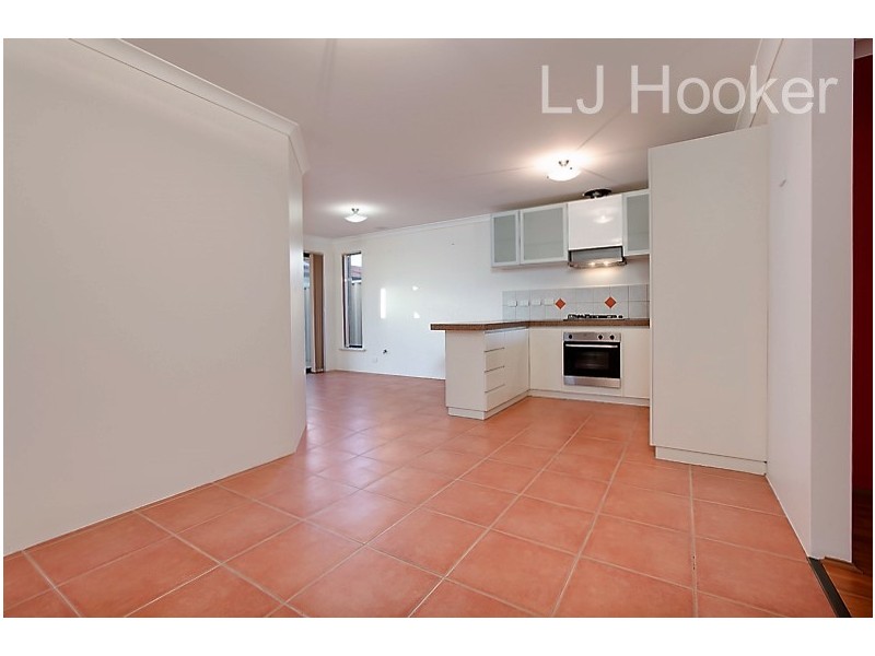 9/23 Royal Palm Drive, Warnbro WA 6169