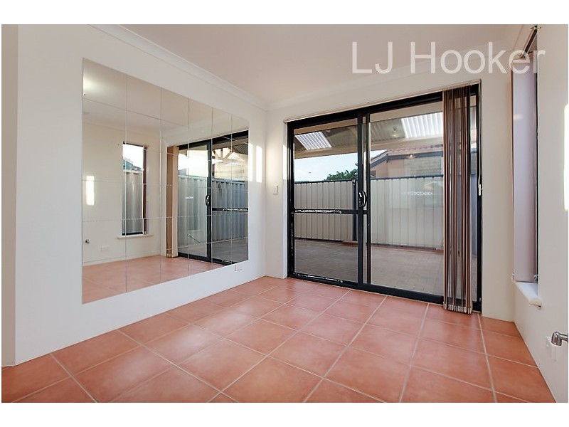 9/23 Royal Palm Drive, Warnbro WA 6169