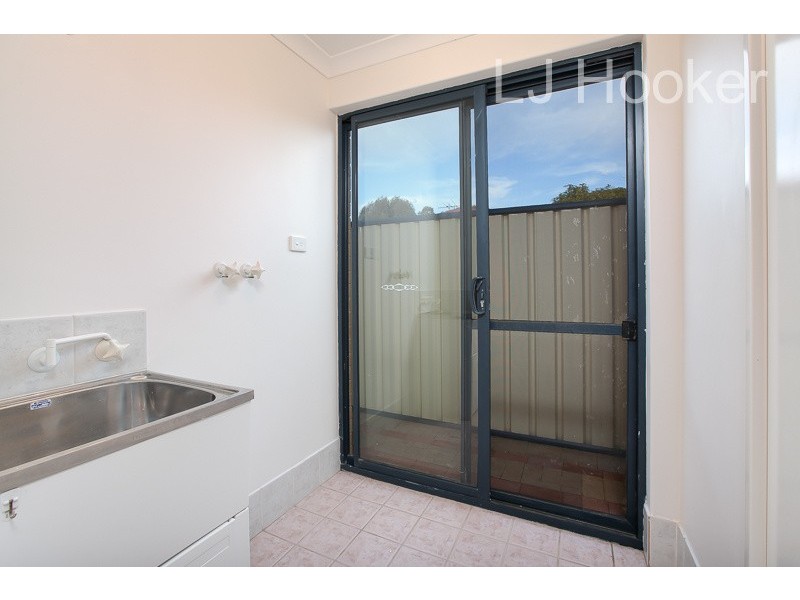 9/23 Royal Palm Drive, Warnbro WA 6169