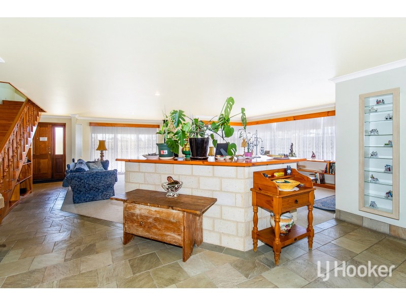 7 Christison Way, Rockingham WA 6168