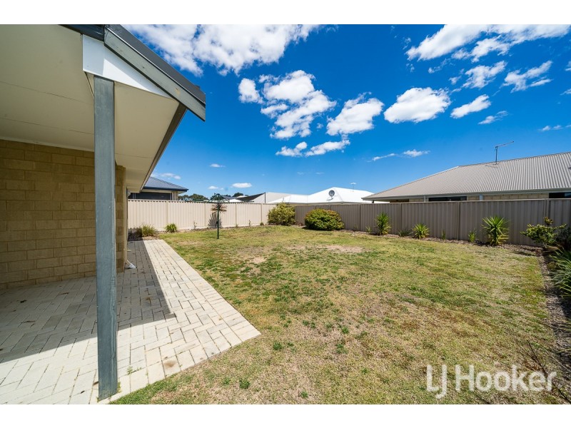 28 Geographe Bay Pass, Secret Harbour WA 6173