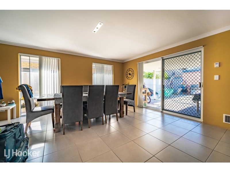 33 Oceanrunner Boulevard, Shoalwater WA 6169