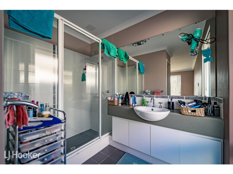 33 Oceanrunner Boulevard, Shoalwater WA 6169