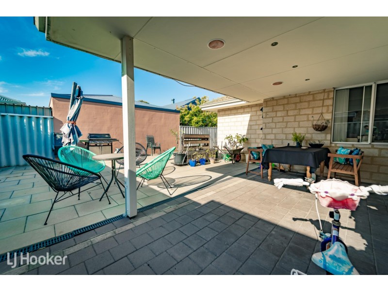 33 Oceanrunner Boulevard, Shoalwater WA 6169