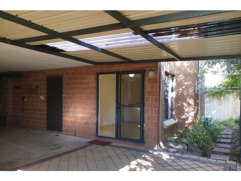 2/2 Churchill Avenue, Dudley Park WA 6210