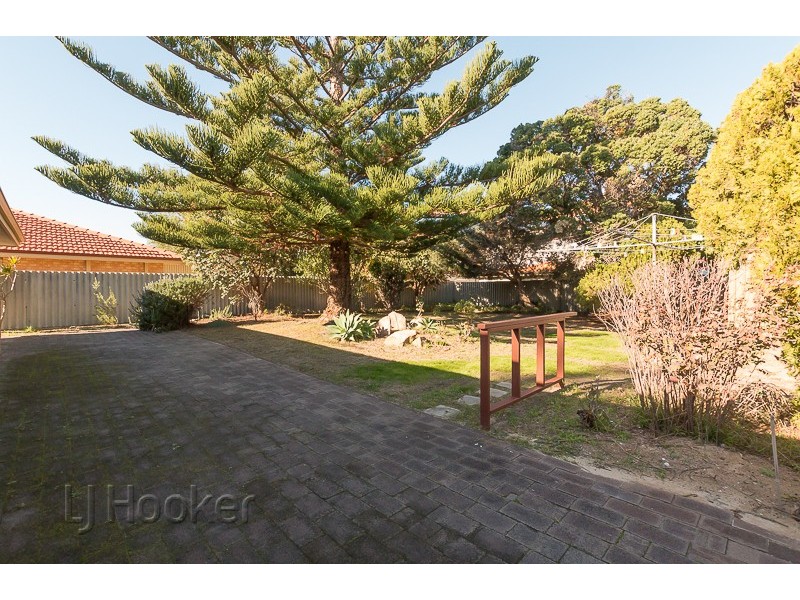 12 Bridge Mews, Waikiki WA 6169