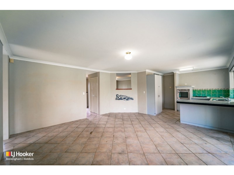 5 Bunda Place, Waikiki WA 6169