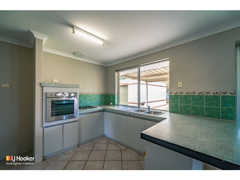 5 Bunda Place, Waikiki WA 6169
