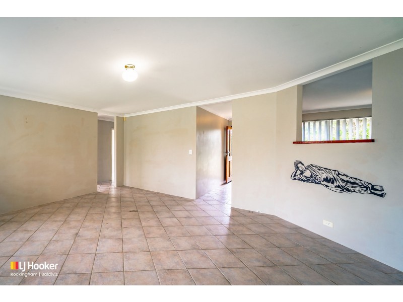 5 Bunda Place, Waikiki WA 6169