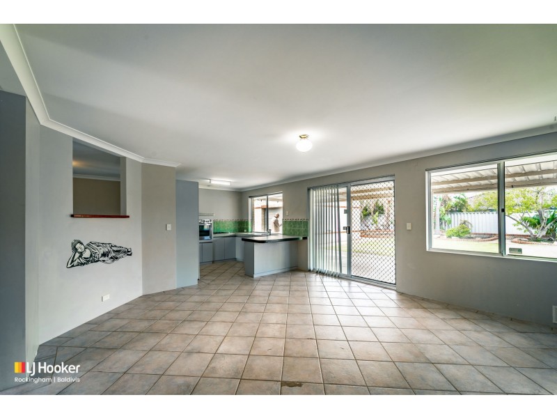 5 Bunda Place, Waikiki WA 6169