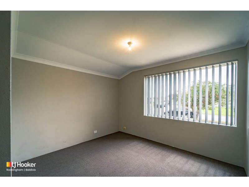5 Bunda Place, Waikiki WA 6169