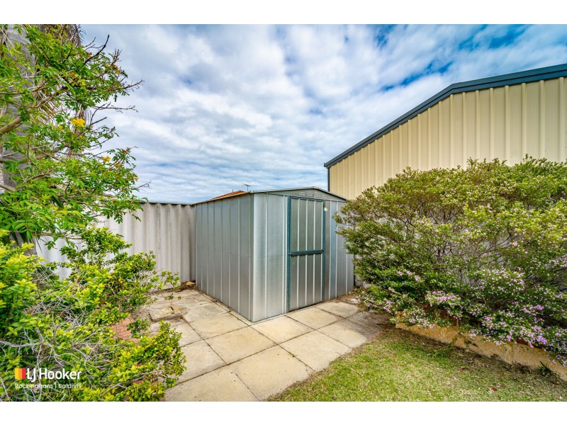 5 Bunda Place, Waikiki WA 6169