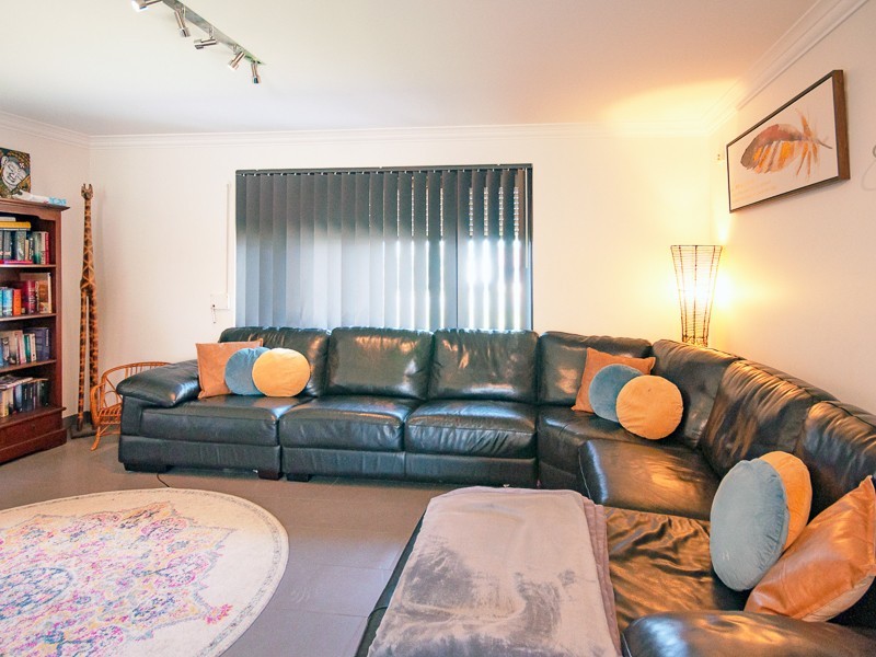 15 Lakemba Way, Waikiki WA 6169