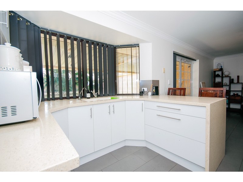 15 Lakemba Way, Waikiki WA 6169