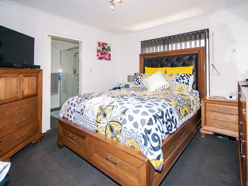 15 Lakemba Way, Waikiki WA 6169