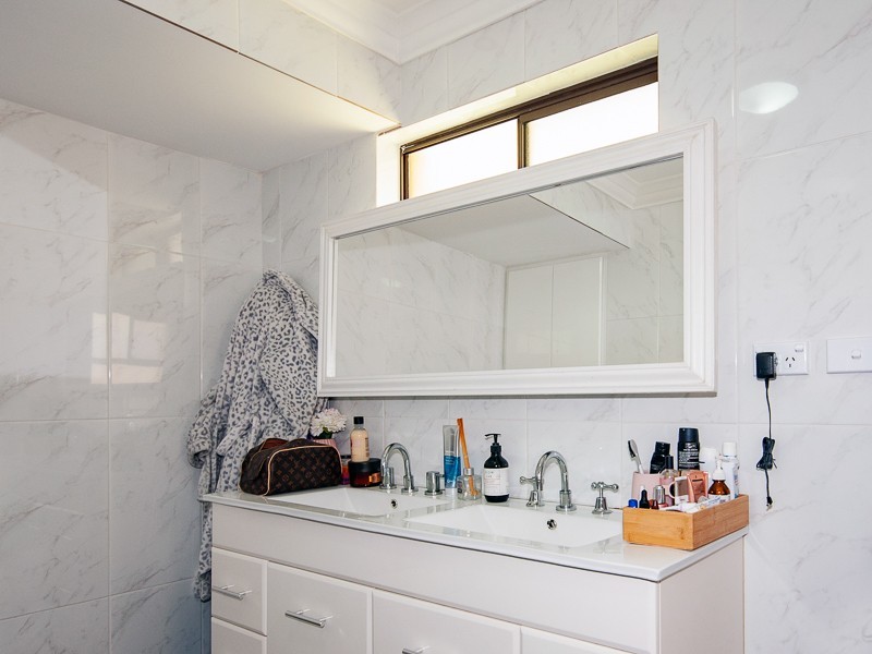 15 Lakemba Way, Waikiki WA 6169