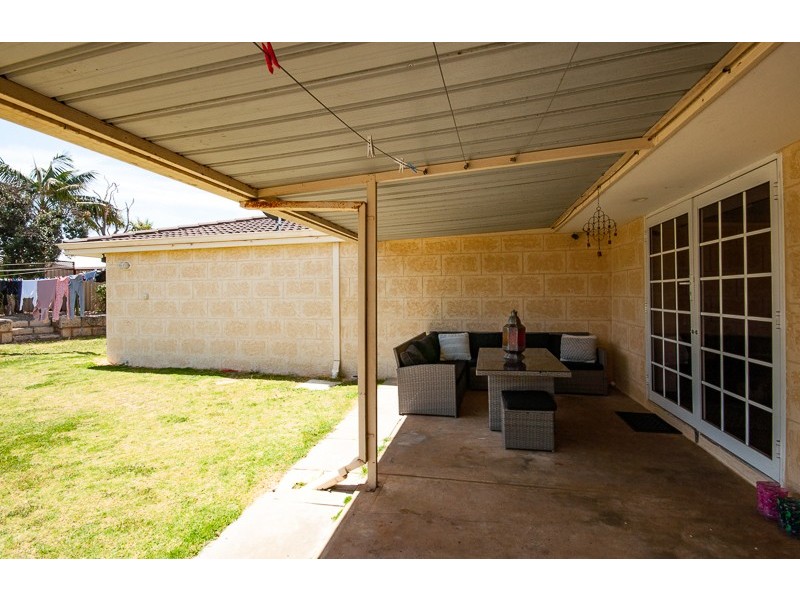 15 Lakemba Way, Waikiki WA 6169