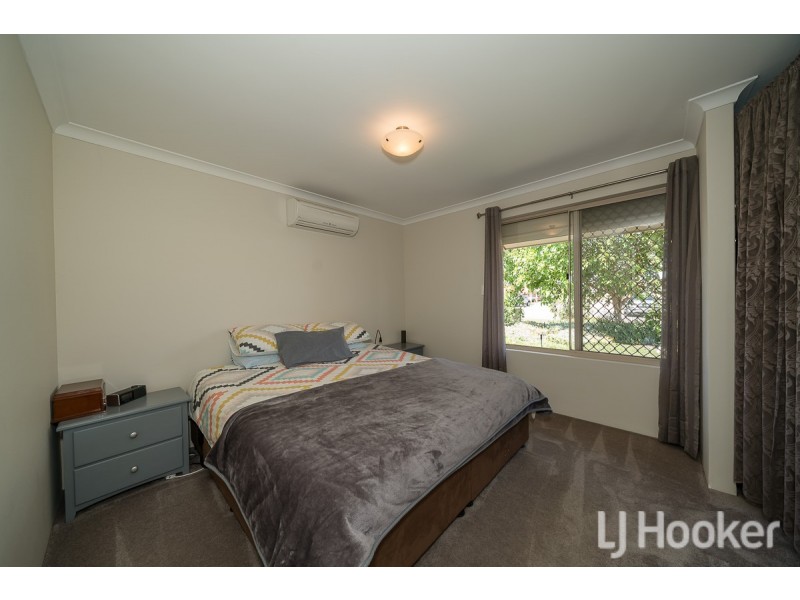 11 Fairway Place, Cooloongup WA 6168