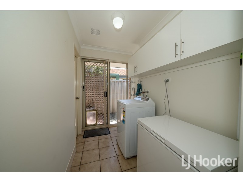 11 Fairway Place, Cooloongup WA 6168
