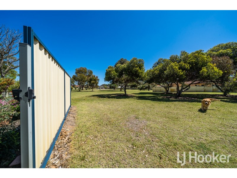 11 Fairway Place, Cooloongup WA 6168