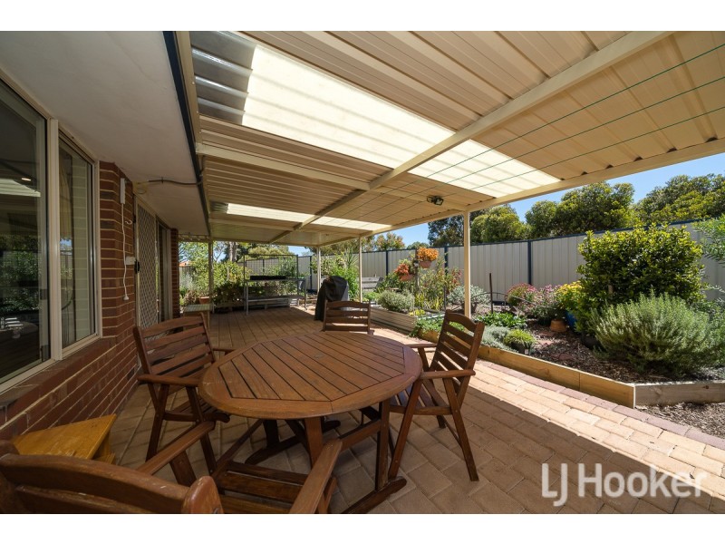 11 Fairway Place, Cooloongup WA 6168