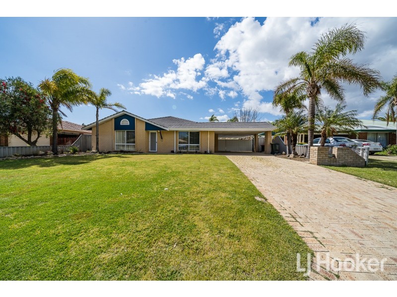 24 Chelmsford Avenue, Port Kennedy WA 6172